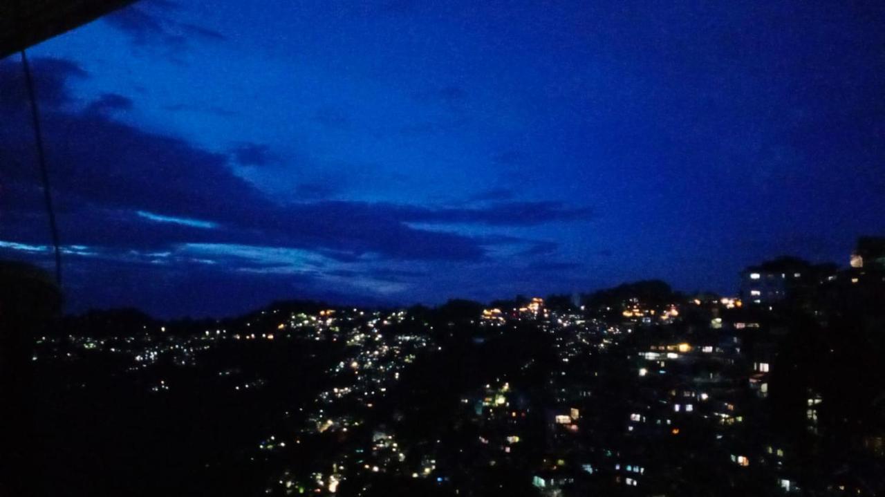 DukeRaj Homestay Darjeeling  Luaran gambar